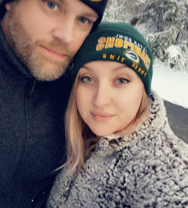 Meet your Posher, Lynsey